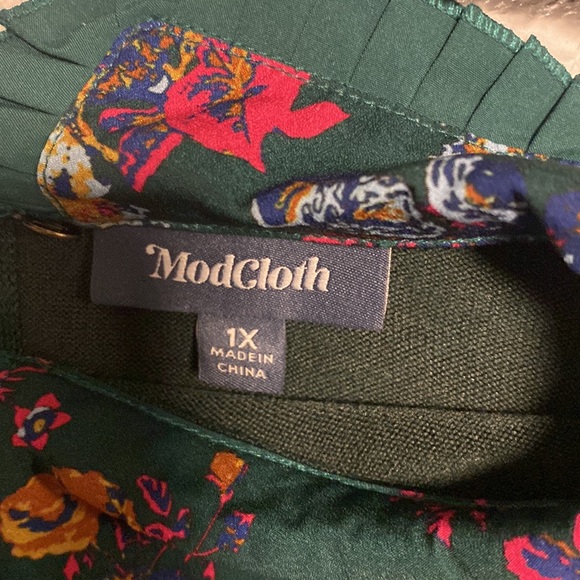 ModCloth sweater - Picture 5 of 5